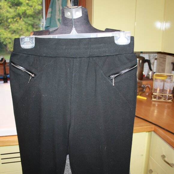 Jacqueline Riu Women's Dress Pants - Picture 2 of 4